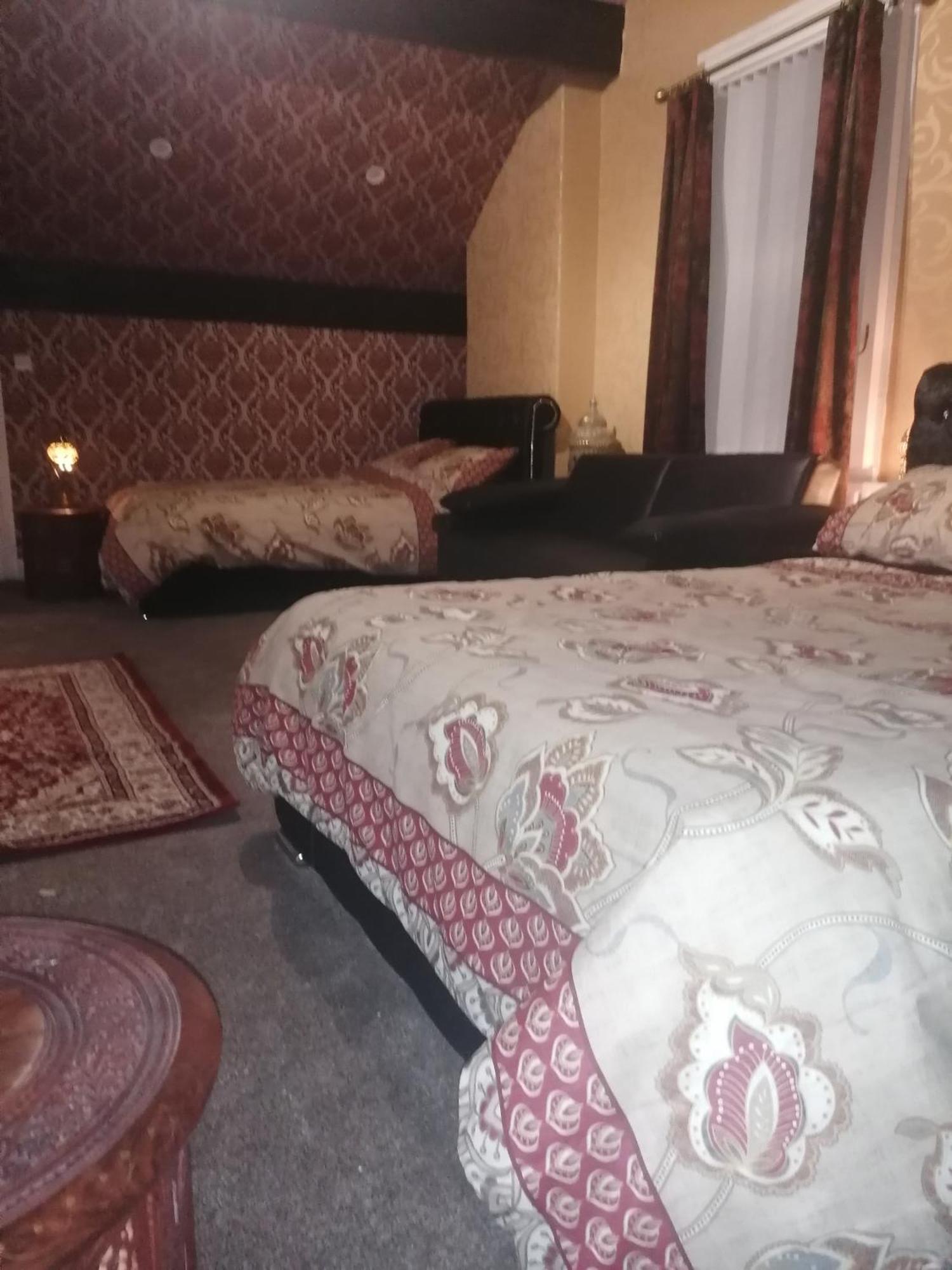 Heavenly Nights Guest House Sheffield Phòng bức ảnh
